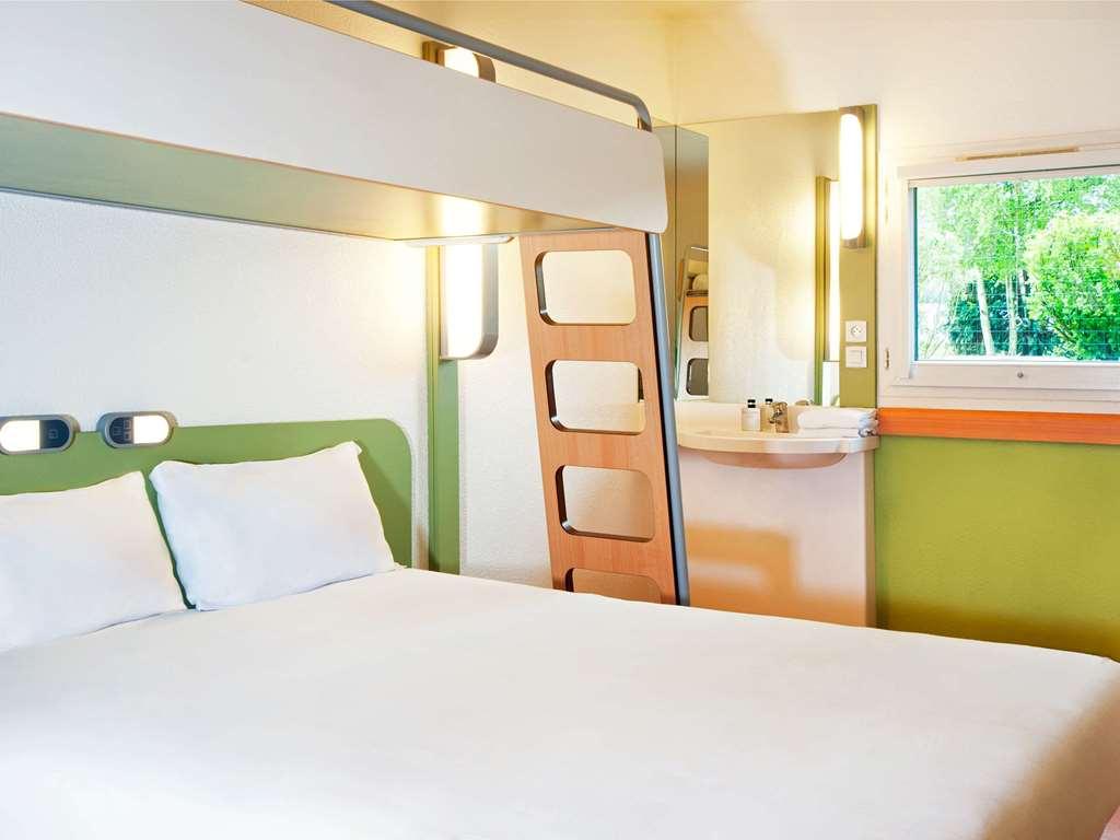 Ibis Budget Frejus Saint Raphael Capitou A8 Bagian luar foto